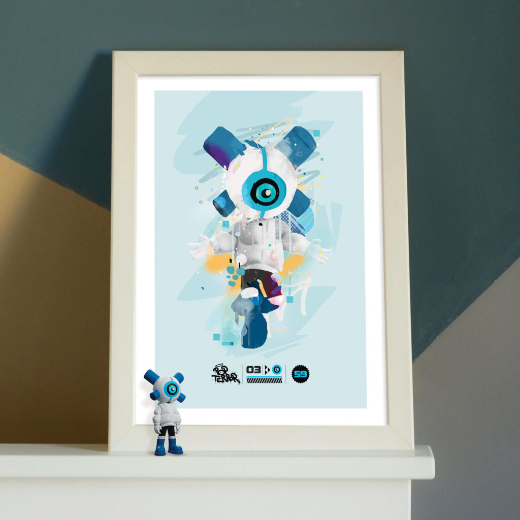 Affiche MEDA XO3 version Deep Blue encadrée, avec la mini figurine EQSO